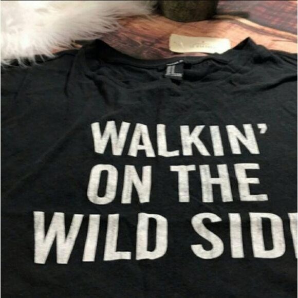 $5 SALE! NWT Walking On The Wild Side Crop Top - Picture 3 of 5